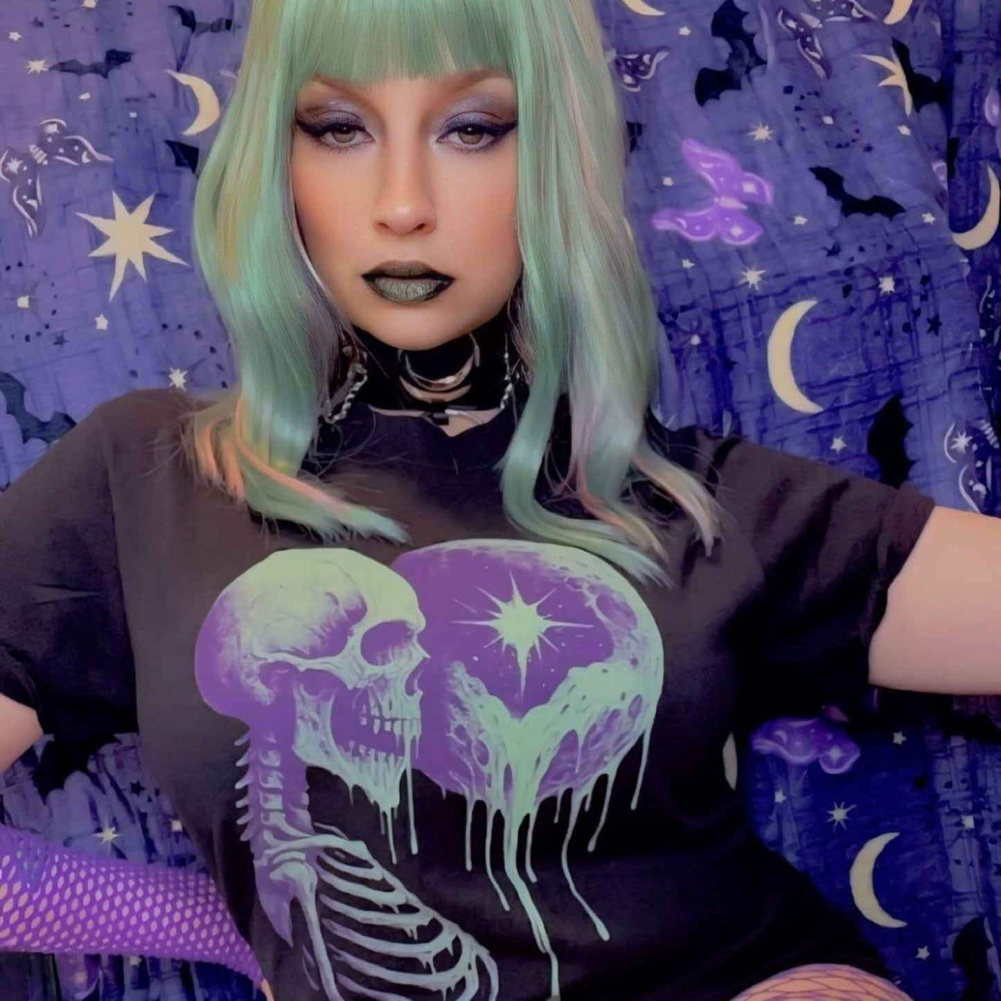 Rock & Roll Queen wearing the Starved of Light NecroGrip t-shirt.