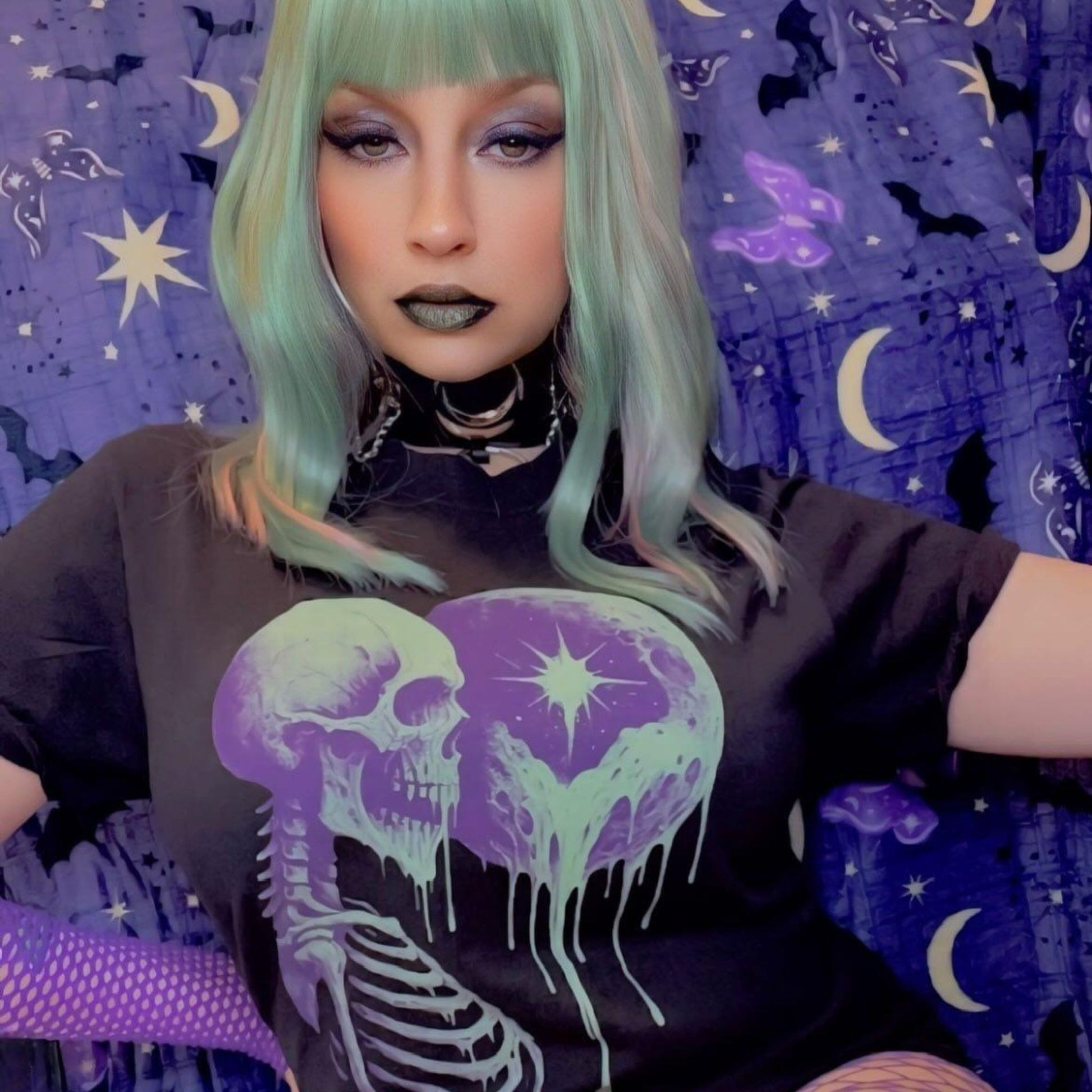 Rock & Roll Queen wearing the Starved of Light NecroGrip t-shirt.